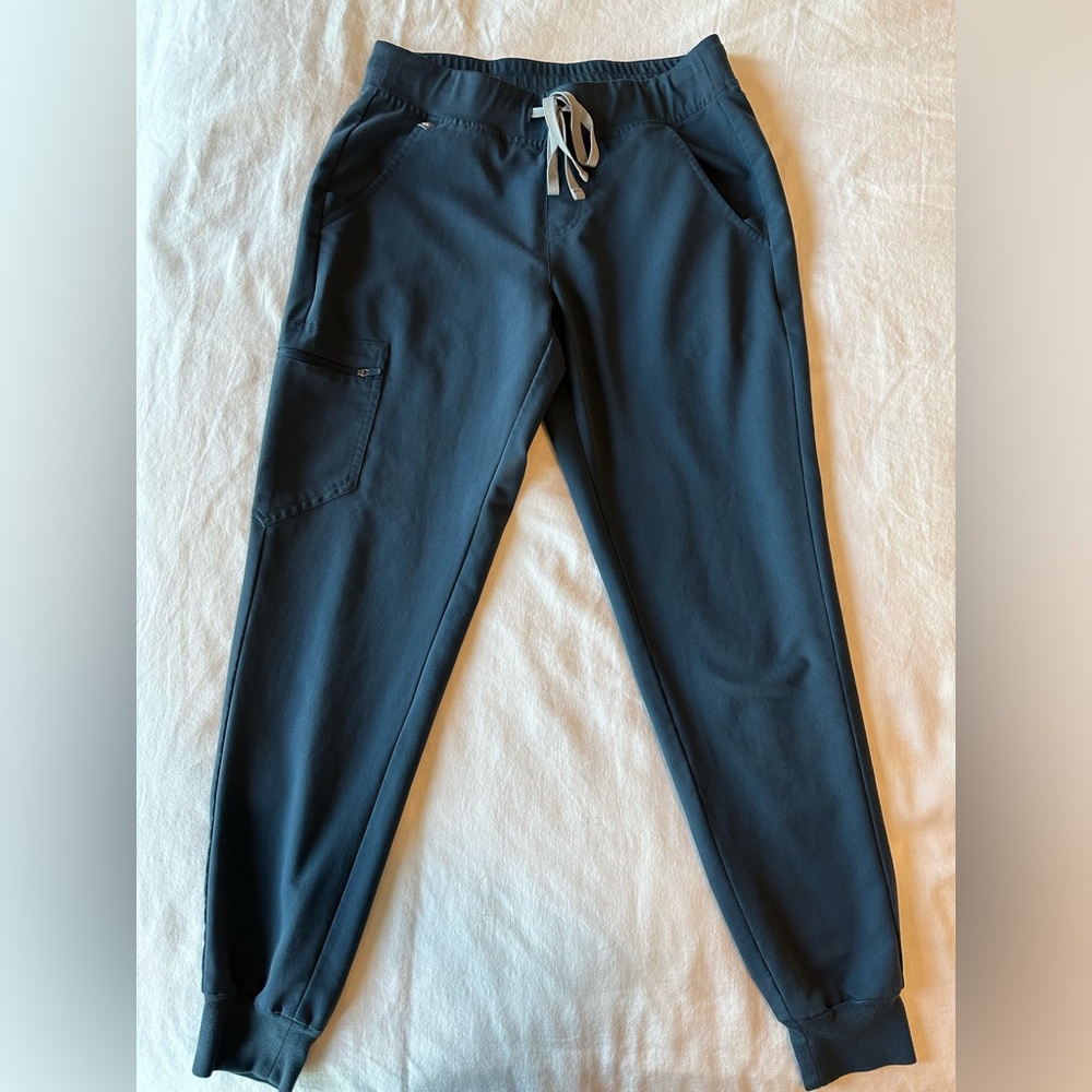 Used Figs Small Zamora Dark Harbor Scrub Bottom (Regular Length)